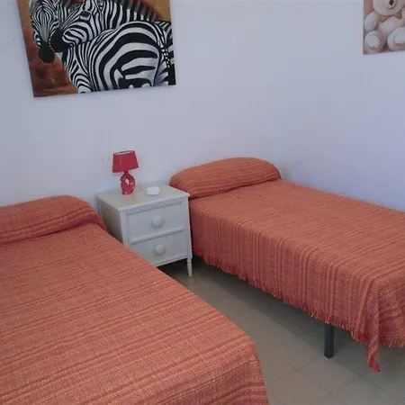 Aguamarina Apts فندق 5*